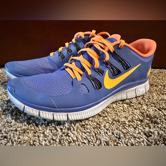 Nike Women's Blue and Orange Running Shoes - Picture 1 of 4